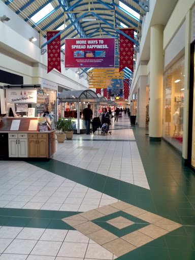 Shopping Mall «The Gallery at Westbury Plaza», reviews and photos, 900 Old Country Rd, Garden City, NY 11530, USA