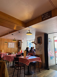 Atmosphère du Restaurant français L'Epicerie à Embrun - n°2