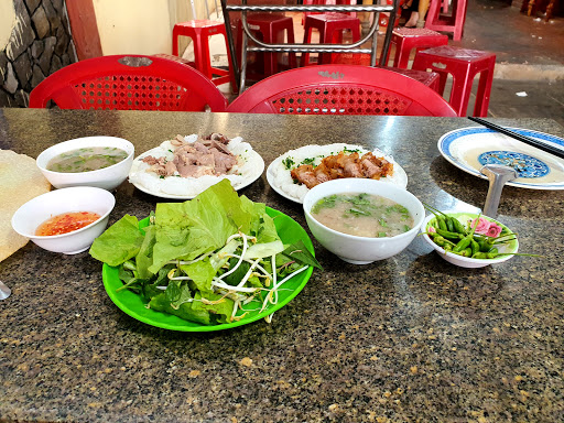 Quán Yến, Cháo Lòng- Bánh Hỏi-Bánh Ướt-Bánh Tráng Thịt Luộc