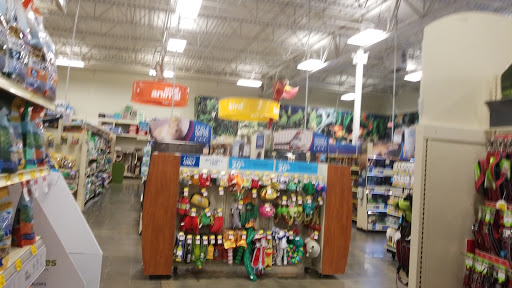 Pet Supply Store «PetSmart», reviews and photos, 170 Marketplace Blvd, Hamilton Township, NJ 08691, USA