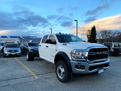 Car Dealer «Town Chrysler Jeep Dodge Ram», reviews and photos, 1001 N Miller St, Wenatchee, WA 98801, USA