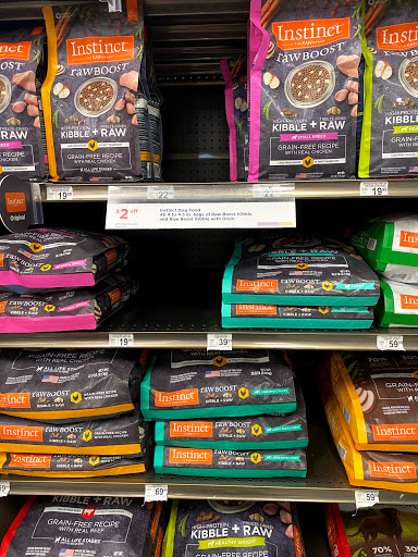 Pet Supply Store «Unleashed by Petco», reviews and photos, 520 S 23rd St, Philadelphia, PA 19146, USA