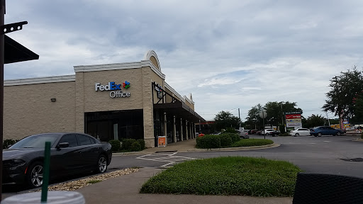 Print Shop «FedEx Office Print & Ship Center», reviews and photos, 575 Beal Pkwy NW, Fort Walton Beach, FL 32548, USA