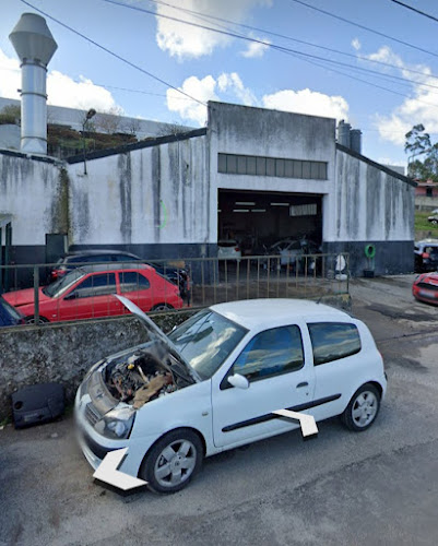 José Chapeiro e Filhos - Reparações de Automóveis, L.da