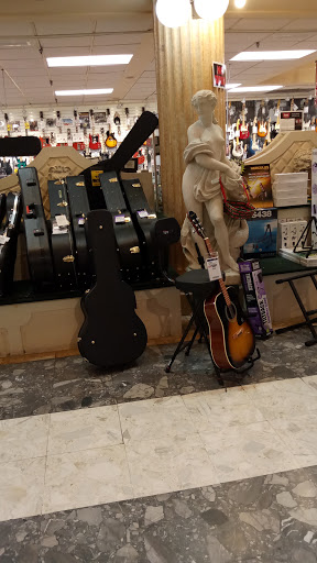 Musical Instrument Store «Sam Ash Music Stores», reviews and photos, 923 N McMullen Booth Rd, Clearwater, FL 33759, USA