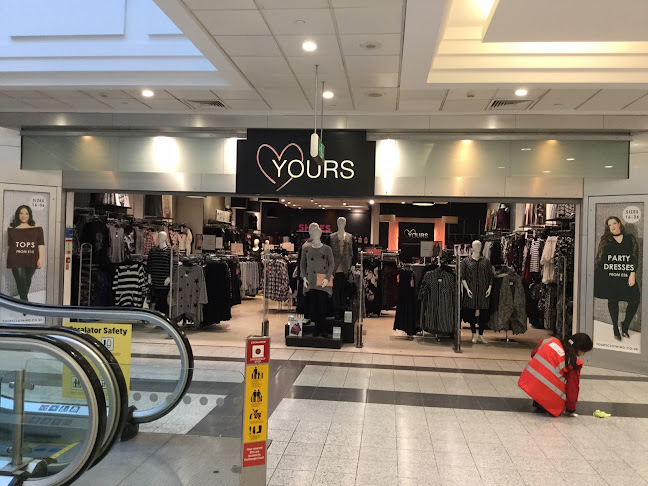 Reviews of Yours Clothing in Manchester - Clothing store