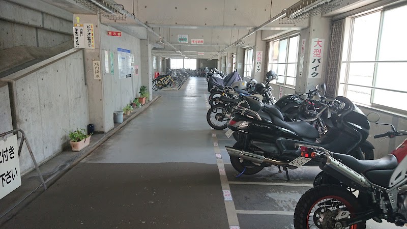 西小倉駅前自転車駐車場