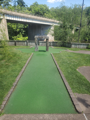 Golf Course «Riverfront Miniature Golf», reviews and photos, 218 River Rd, Unionville, CT 06085, USA