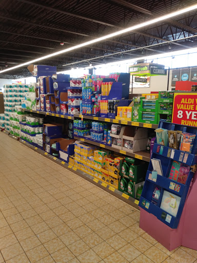 Supermarket «ALDI», reviews and photos, 238 Boston Post Rd, Milford, CT 06460, USA