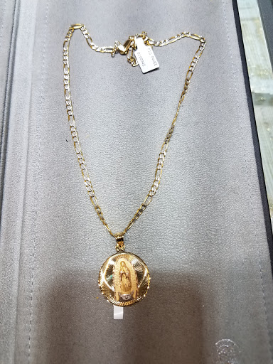 Jeweler «Velazquez Jewelers», reviews and photos, 3544 W 26th St, Chicago, IL 60623, USA