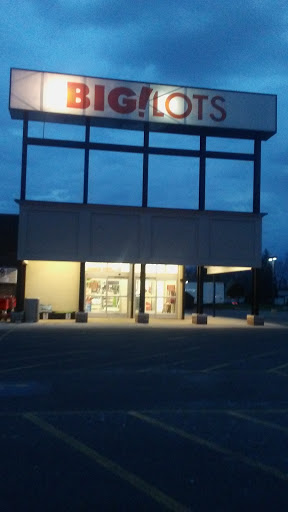 Discount Store «Big Lots», reviews and photos, 1211 Tower Blvd, Lorain, OH 44053, USA