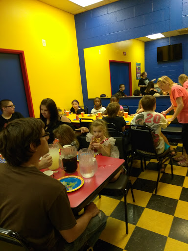 Laser Tag Center «Zap Zone Glo-Golf», reviews and photos, 41953 Ford Rd, Canton, MI 48187, USA