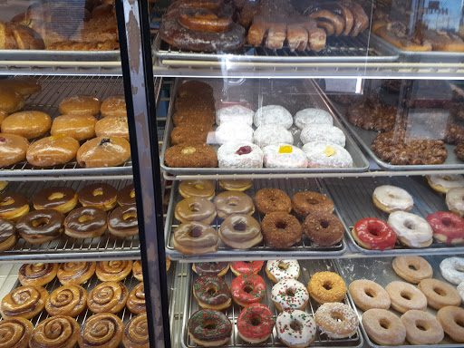 Donut Shop «Alvernon Donut Shop», reviews and photos, 1450 S Alvernon Way, Tucson, AZ 85711, USA