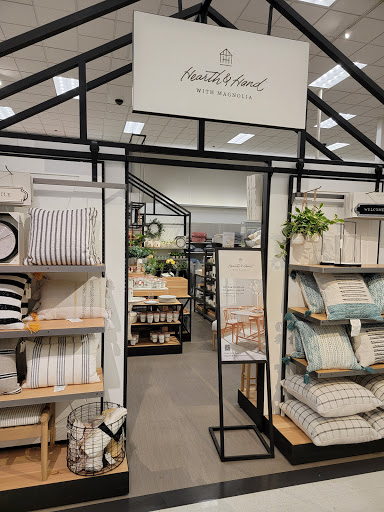 Department Store «Target», reviews and photos, 3649 S Hastings Way, Eau Claire, WI 54701, USA