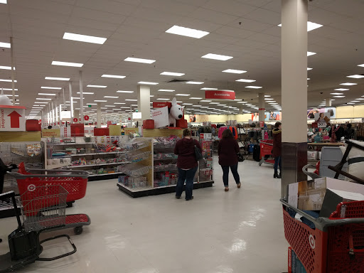 Department Store «Target», reviews and photos, 550 Arsenal St, Watertown, MA 02472, USA