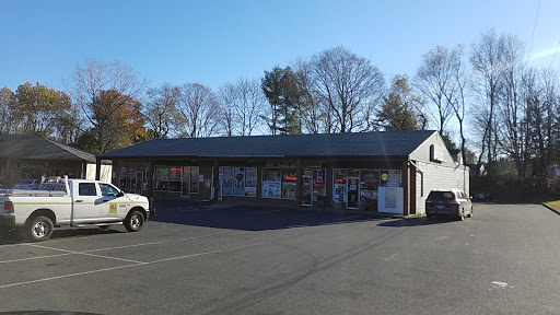 Liquor Store «Five Corners Wine & Spirits», reviews and photos, 192 Windsorville Rd, Ellington, CT 06029, USA