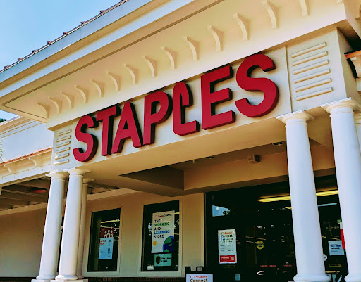 Office Supply Store «Staples», reviews and photos, 11 Palmetto Bay Rd, Hilton Head Island, SC 29928, USA