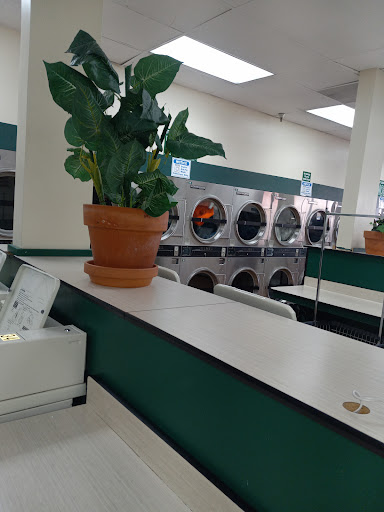 Laundromat «The Laundry Co of Carmichael», reviews and photos, 6450 Fair Oaks Blvd, Carmichael, CA 95608, USA