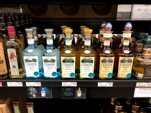 Liquor Store «Liquor Boy Wine and Spirits», reviews and photos, 5620 Cedar Lake Rd, St Louis Park, MN 55416, USA