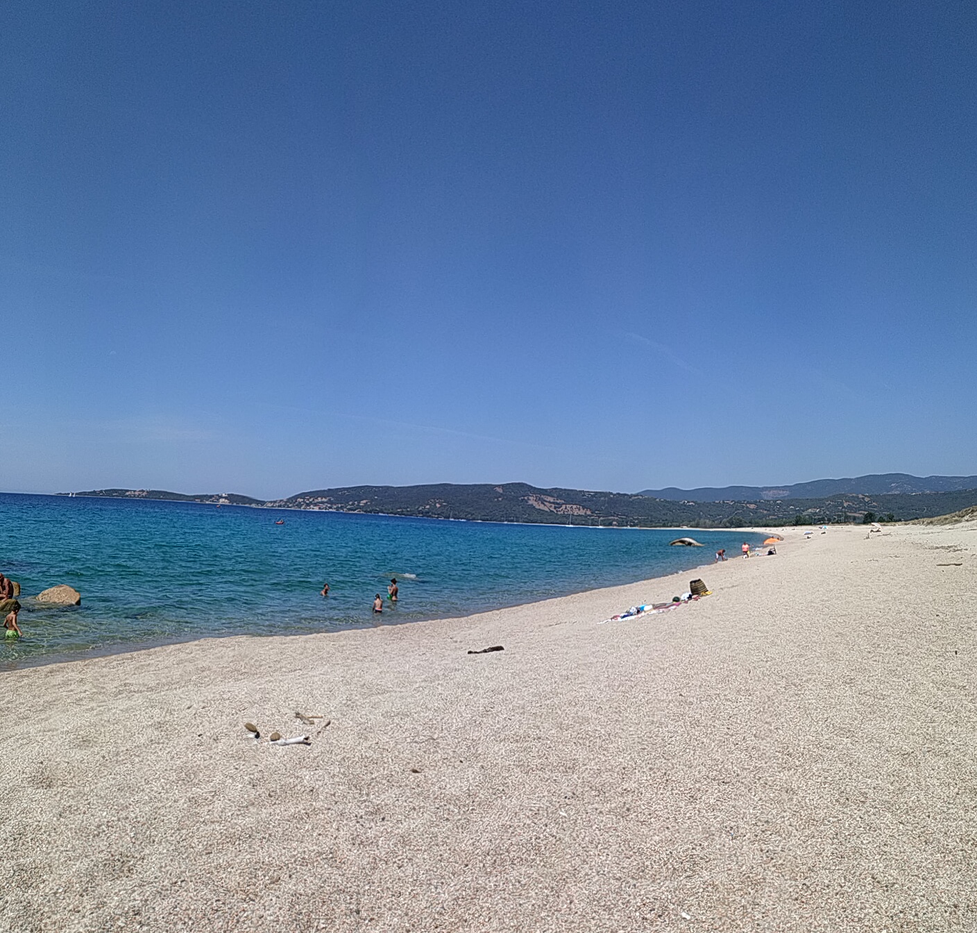 Foto von Tenutella beach - beliebter Ort unter Entspannungskennern