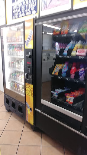 Laundromat «Modern Laundry», reviews and photos, 1730 Long Beach Blvd, Long Beach, CA 90813, USA