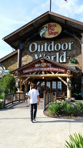 Sporting Goods Store «Bass Pro Shops», reviews and photos, 1 Bass Pro Dr, Bristol, TN 37621, USA