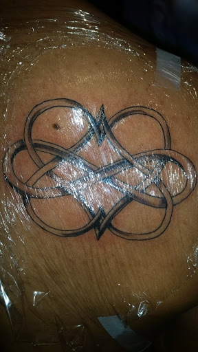 Tattoo Shop «Tiki Tattoo», reviews and photos, 1400 E Veterans Memorial Blvd, Killeen, TX 76541, USA