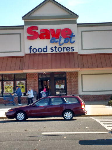 Grocery Store «Save-A-Lot», reviews and photos, 108 Lacey Rd, Whiting, NJ 08759, USA