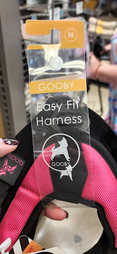 Pet Supply Store «Unleashed by Petco», reviews and photos, 905 W Foothill Blvd, Claremont, CA 91711, USA