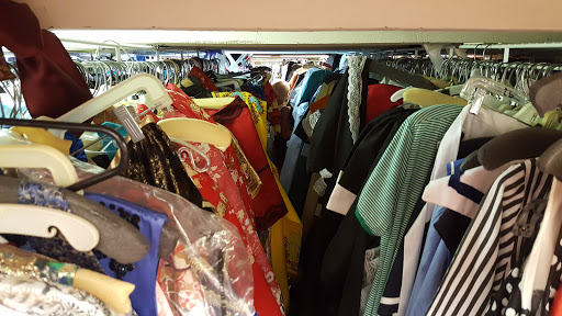 Chelsea's Costumes & Vintage Clothing