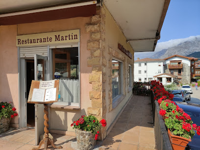 Restaurante Martín - Calle Roscabao, 7, 39583 Potes, Cantabria, Spain