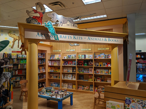 Book Store «Barnes & Noble», reviews and photos, 1 Levee Way, Newport, KY 41071, USA