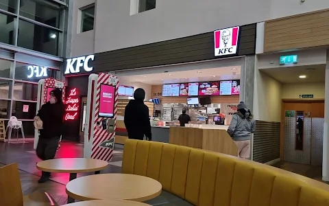 KFC Donington Park - M1 Services image