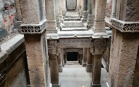 Vidhyadhar Vaav (Stepwell) at Sevasi image