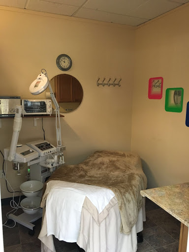 Beauty Salon «Galaxy Beauty Salon», reviews and photos, 14028 Bel-Red Rd #208, Bellevue, WA 98007, USA