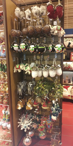 Home Goods Store «Pier 1 Imports», reviews and photos, 4410 Mitchellville Rd, Bowie, MD 20716, USA