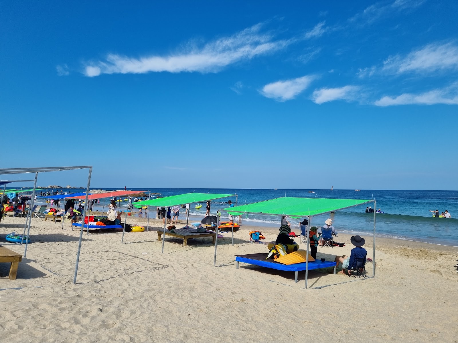 Fotografie cu Ayajin Beach cu plajă spațioasă