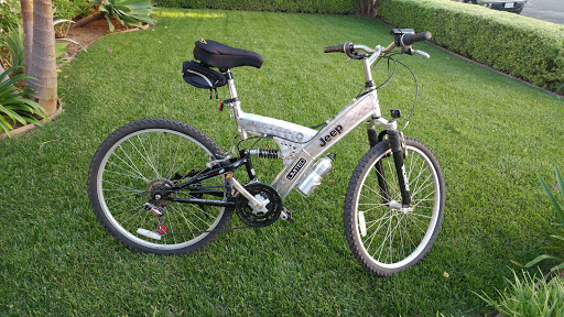 Sporting Goods Store «Big 5 Sporting Goods», reviews and photos, 3935 State St, Santa Barbara, CA 93105, USA