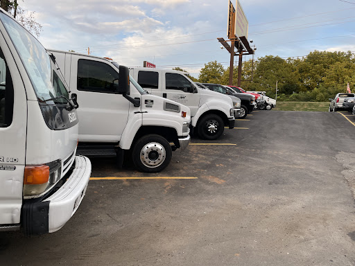 Used Car Dealer «Selective Imports - Used Cars», reviews and photos, 9878 Main St #120, Woodstock, GA 30188, USA