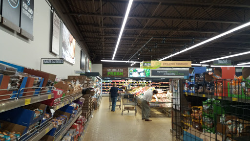Supermarket «ALDI», reviews and photos, 4833 Oakton St, Skokie, IL 60077, USA