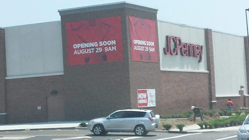 Shopping Mall «Gateway Center», reviews and photos, 501 Gateway Dr, Brooklyn, NY 11239, USA