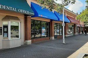 Guildwood Village Shopping Centre image
