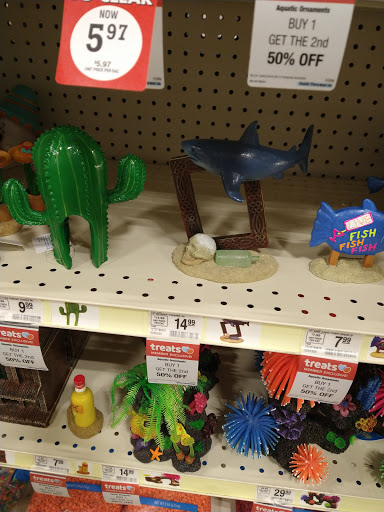 Pet Supply Store «PetSmart», reviews and photos, 555 S Cotton Ln, Goodyear, AZ 85338, USA