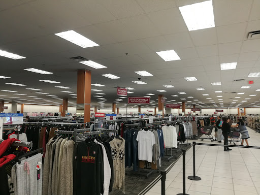 Clothing Store «Burlington Coat Factory», reviews and photos, 1350 Fitzgerald Dr, Pinole, CA 94564, USA