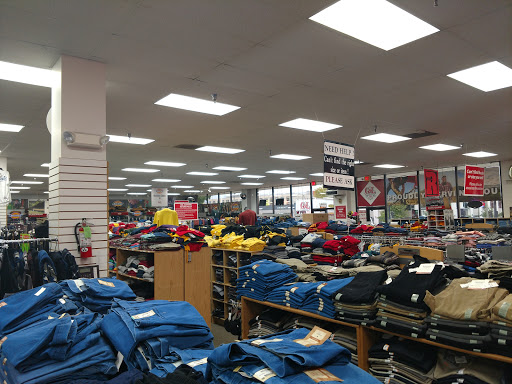 Clothing Store «G&L Clothing», reviews and photos, 1801 Ingersoll Ave, Des Moines, IA 50309, USA