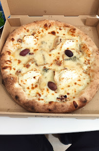Plats et boissons du Pizzas à emporter La Perla Pizzeria - La Rochelle - n°16