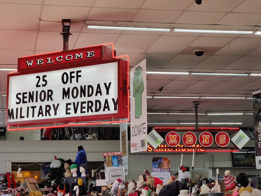 Thrift Store «Red Racks Thrift Store», reviews and photos, 1711 N Glenstone Ave, Springfield, MO 65803, USA