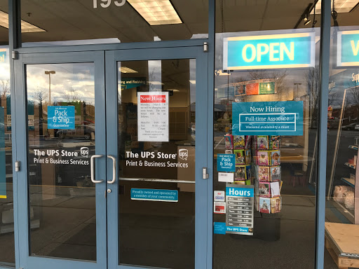 Shipping and Mailing Service «The UPS Store», reviews and photos, 44050 Ashburn Shopping Plaza #195, Ashburn, VA 20147, USA