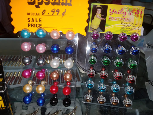 Flea Market «Revelation Marketplace», reviews and photos, 27455 S Dixie Hwy, Homestead, FL 33032, USA