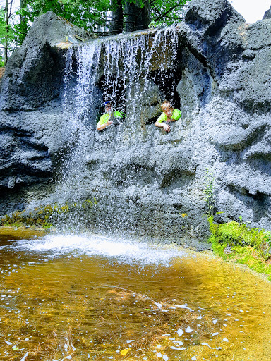 Resort «Six Flags Great Escape Lodge & Indoor Water park», reviews and photos, 89 Six Flags Drive, Queensbury, NY 12804, USA